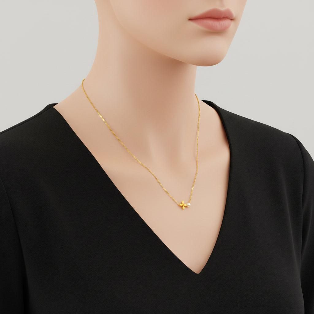 Floral Pearl Themed Necklace