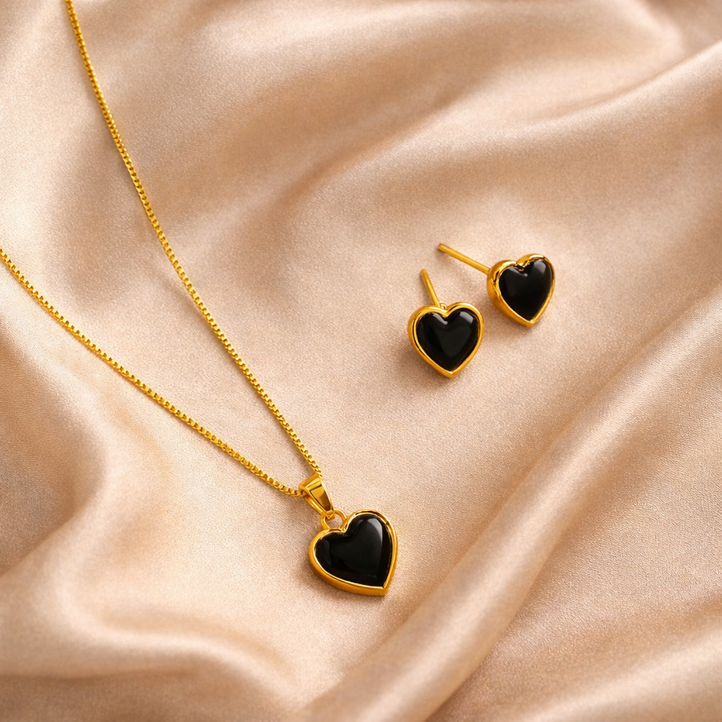 Black Heart Necklace With Earrings