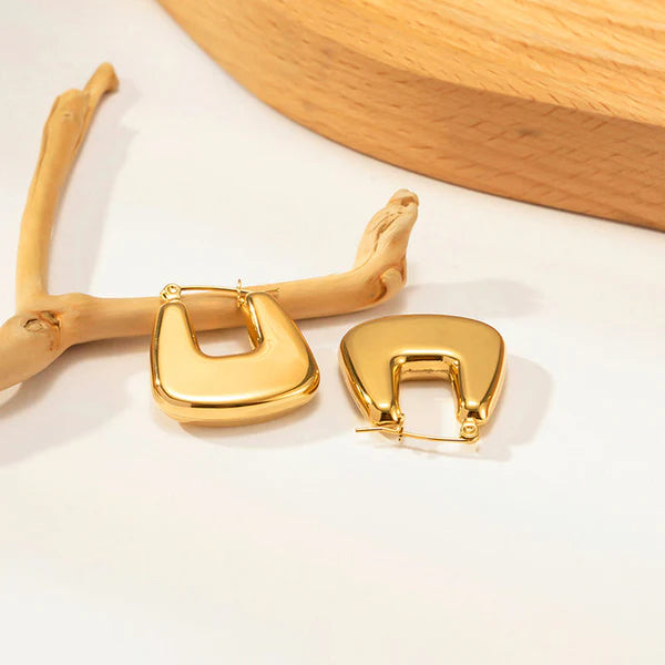 Geometric Statement Hoop
