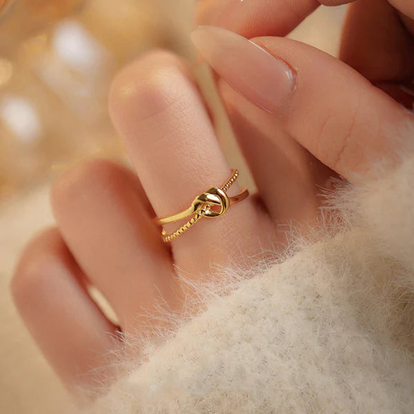 Adjustable Knot Ring