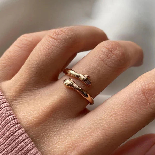 Adjustable Hug Ring